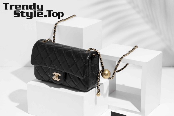 Túi xách Chanel Bag siêu cấp nắp gập mini da cừu màu trắng size 17 cm   1786  Túi xách cao cấp những mẫu túi siêu cấp like authentic cực đẹp