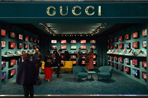 Túi xách Gucci chính hãng giá bao nhiêu?