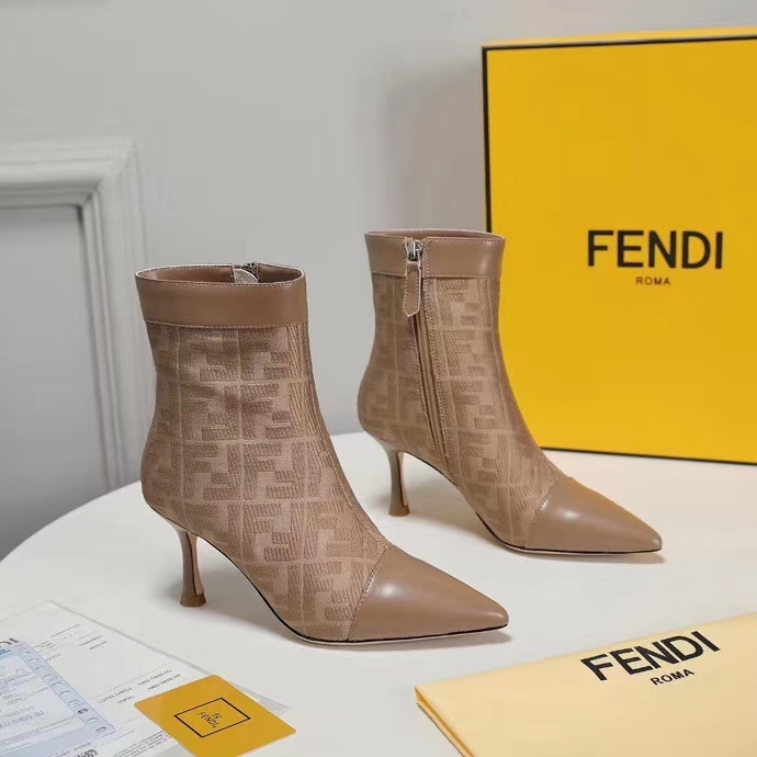 Boots Fendi Ml40038 2020