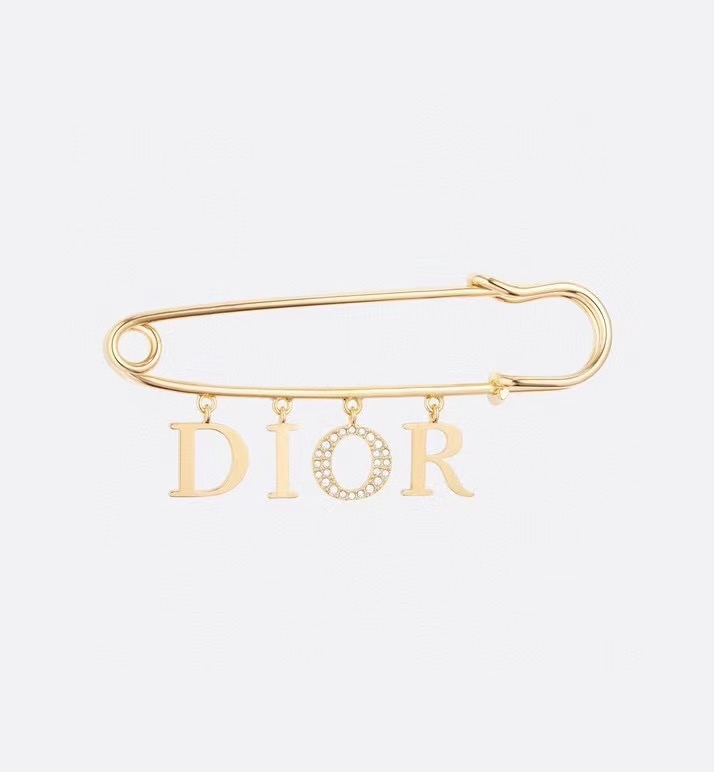 Cài áo Dior