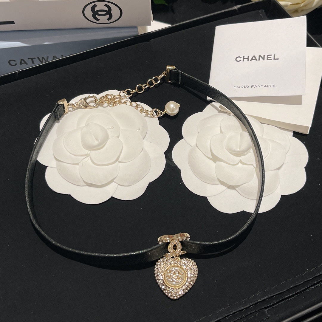 Choker Chanel. 22250-1