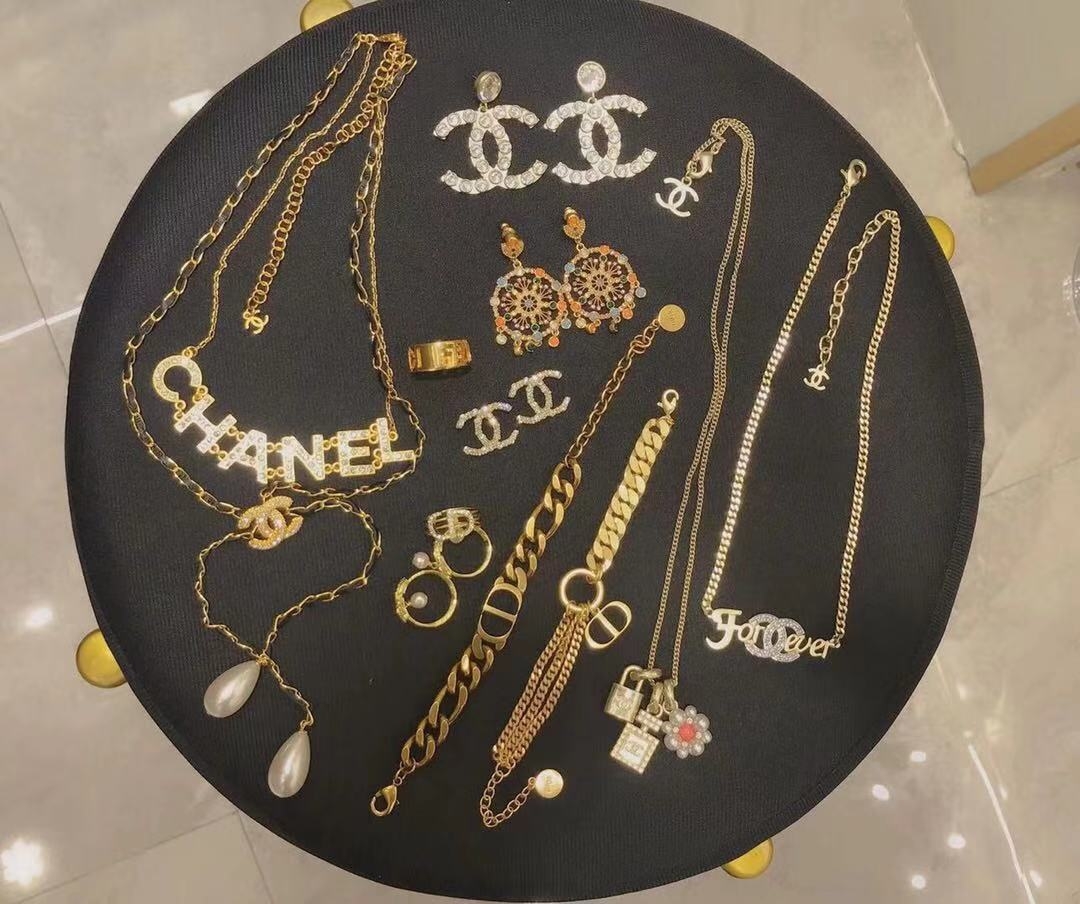 Full Set Phụ Kiện Chanel Accessories