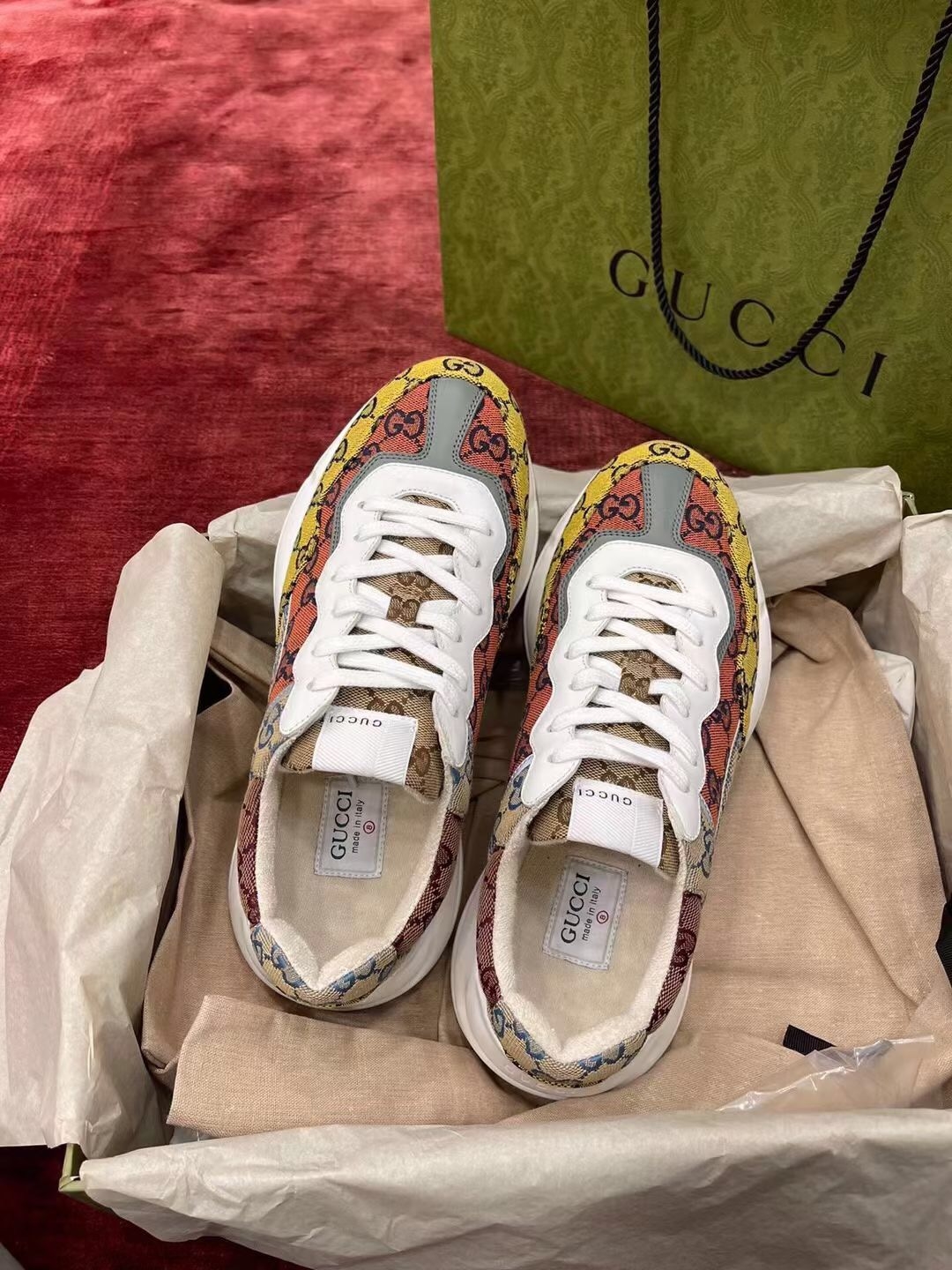 Giày Sneakers Gucci
