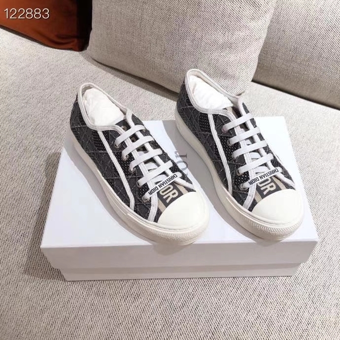 Giày Sneakers Dior