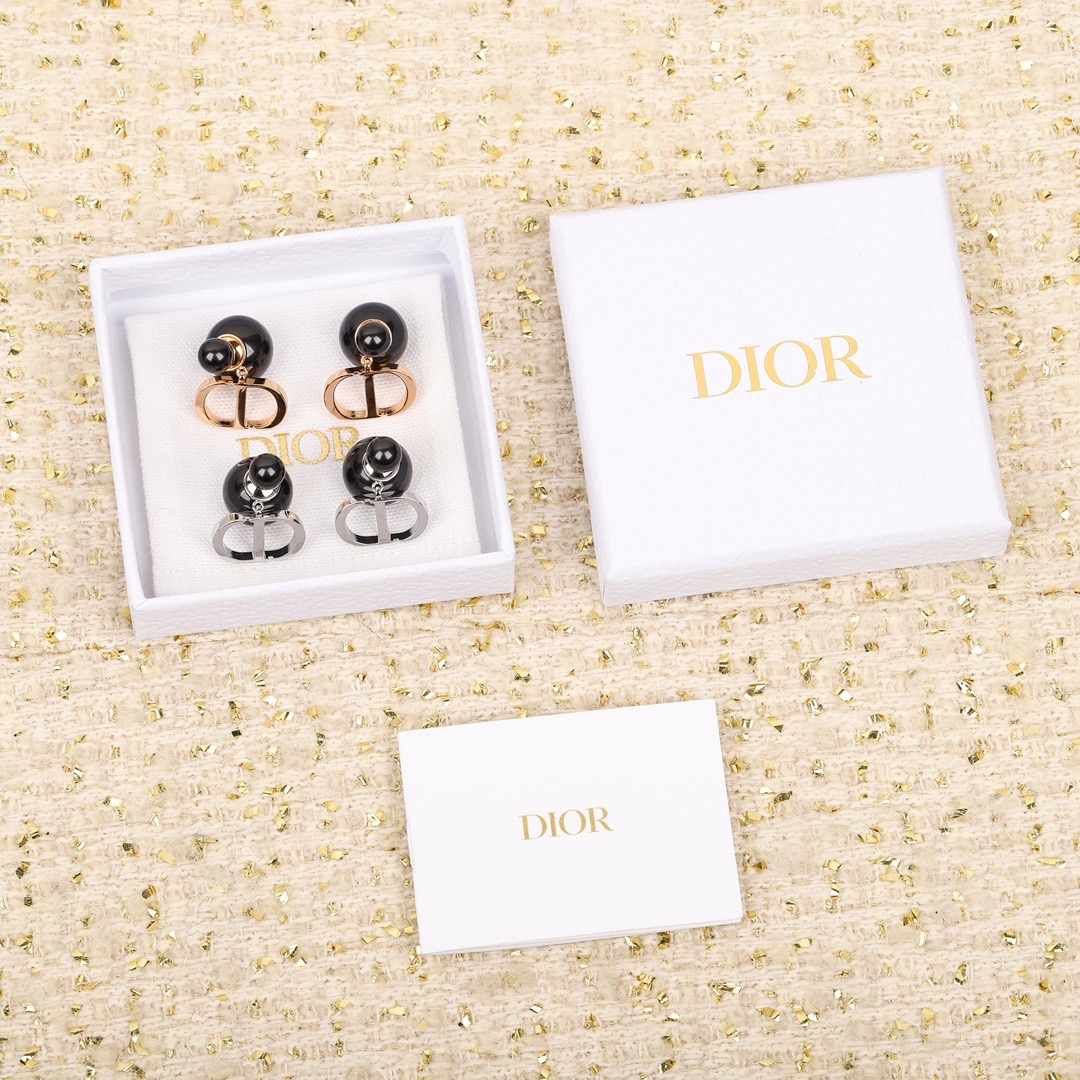 Hoa Tai Dior 4600