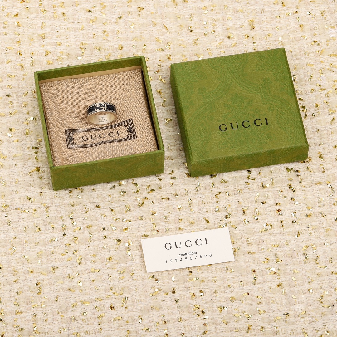 Nhẫn Gucci 2000