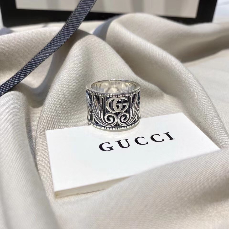 Nhẫn Gucci