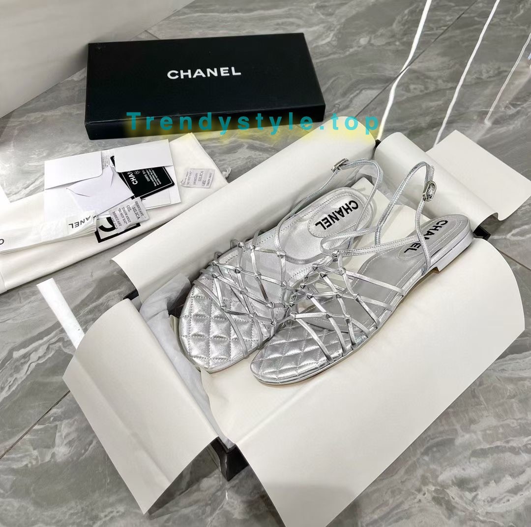 Sandal Chanel 2105