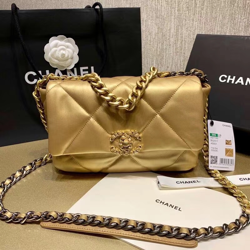 Túi Chanel Ch 19 2020