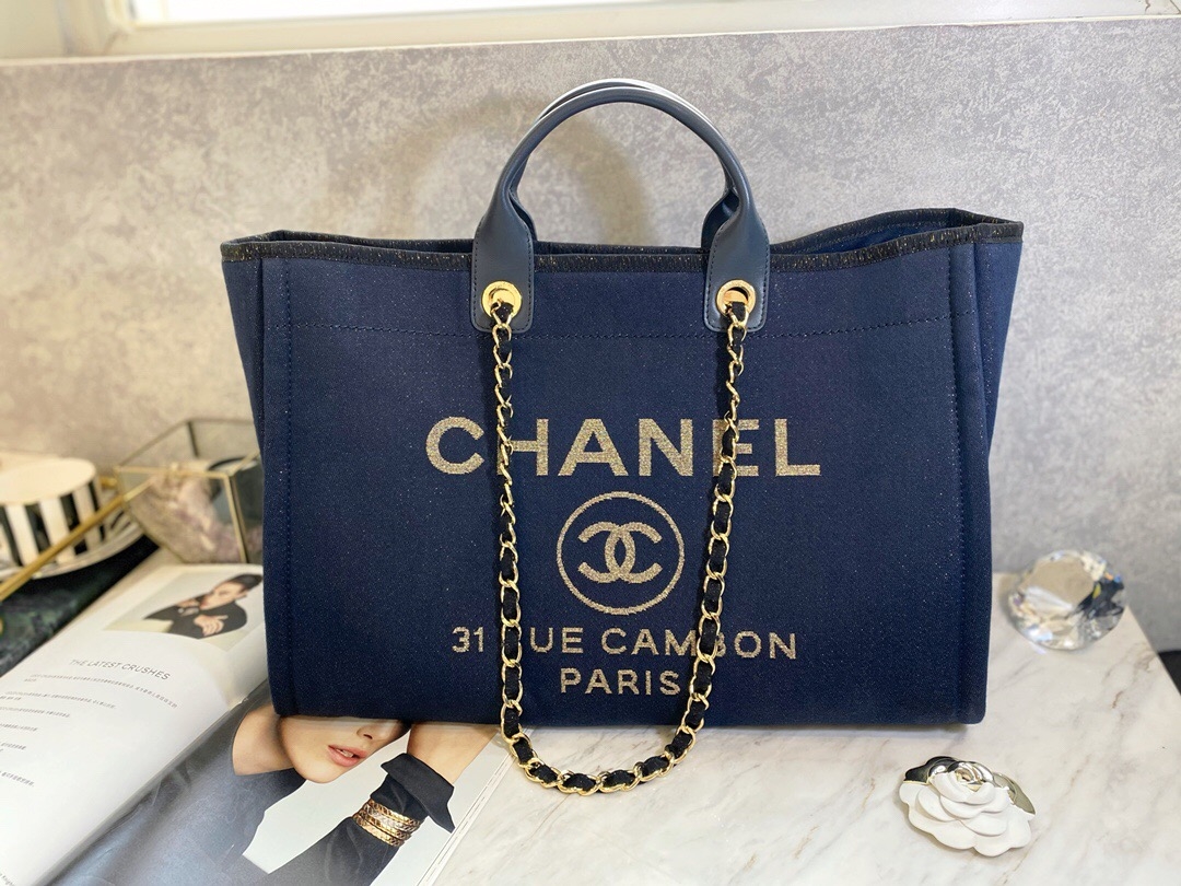 Túi Chanel Logo 38