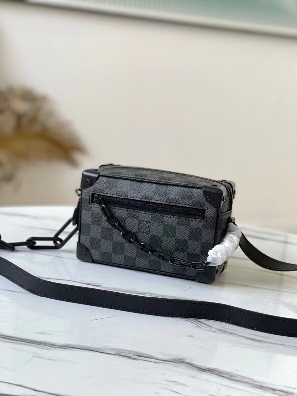 Túi Louis Vuitton